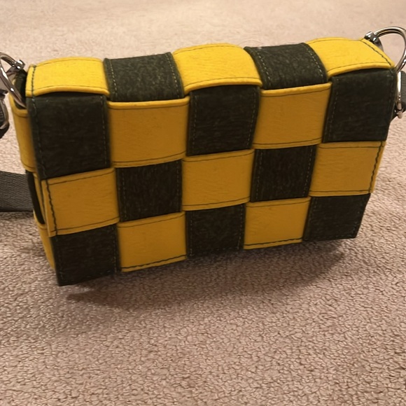 Italian Crossbody Woven Wool Two-Tone Bag - Picture 3 of 7